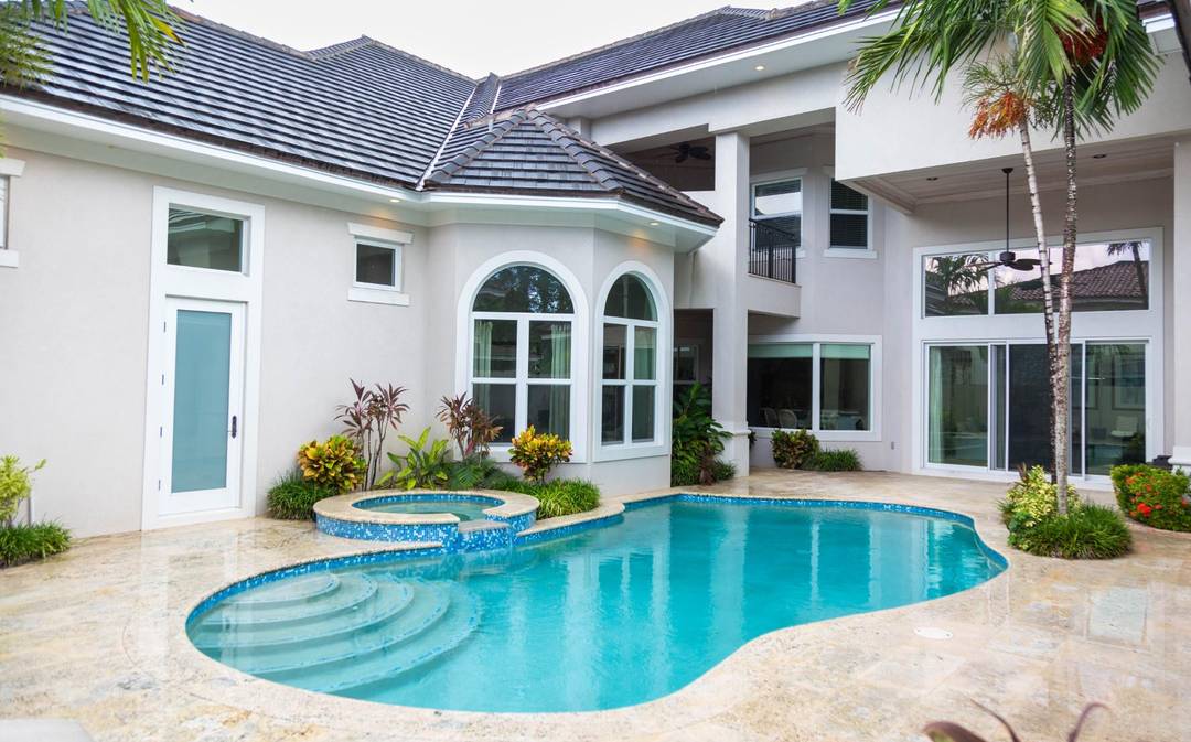 THE COURTYARD ESTATE   PR Single Family Home New-Providence