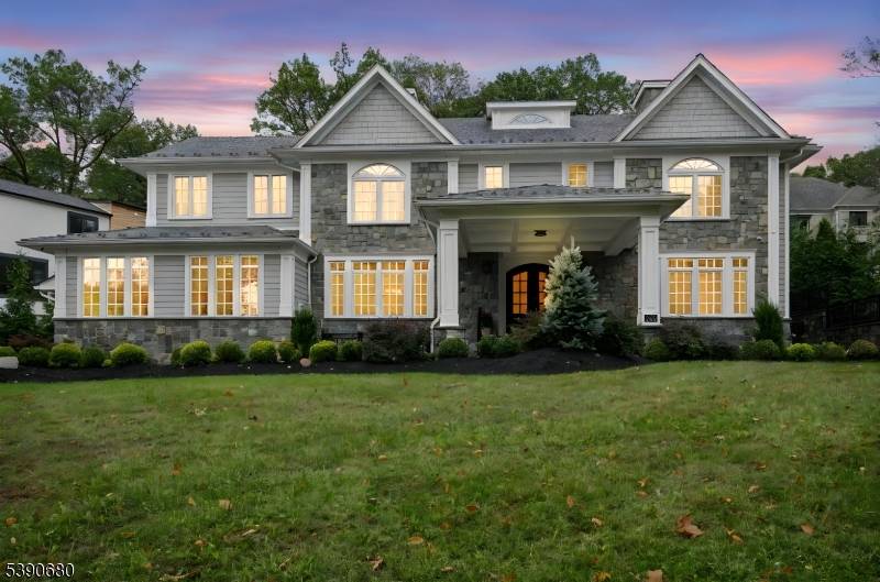 Spectacular Magazine Worthy New Construction 8 bedroom, 8.