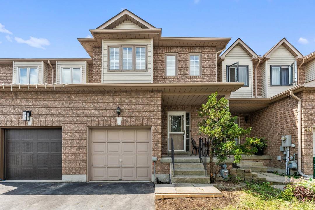 Townhome in Sought After Bolton East Community