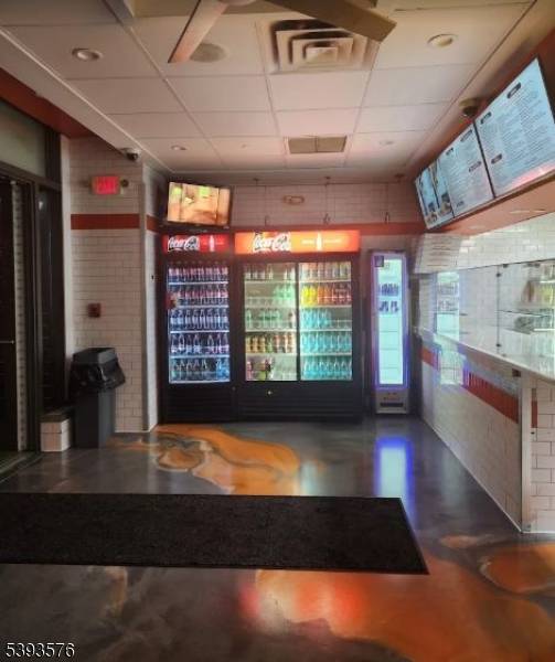 This unique destination offers an exceptional culinary experience that combines the timeless appeal of authentic Italian ?