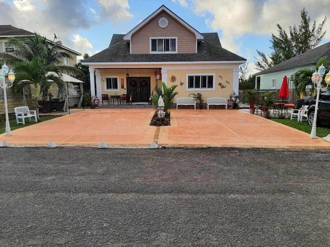 DOLPHIN DRIVE Single Family Home New-Providence