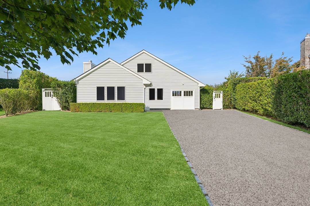 Southampton Village 4 Bedroom Home with Heated Pool