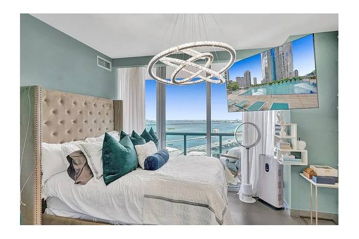 Luxury Waterfront Escape Condo in Downtown Miami – Now Available for Short-Term Stays