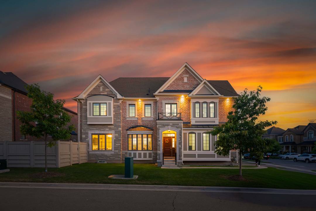 Corner Lot Located In Kleinburg