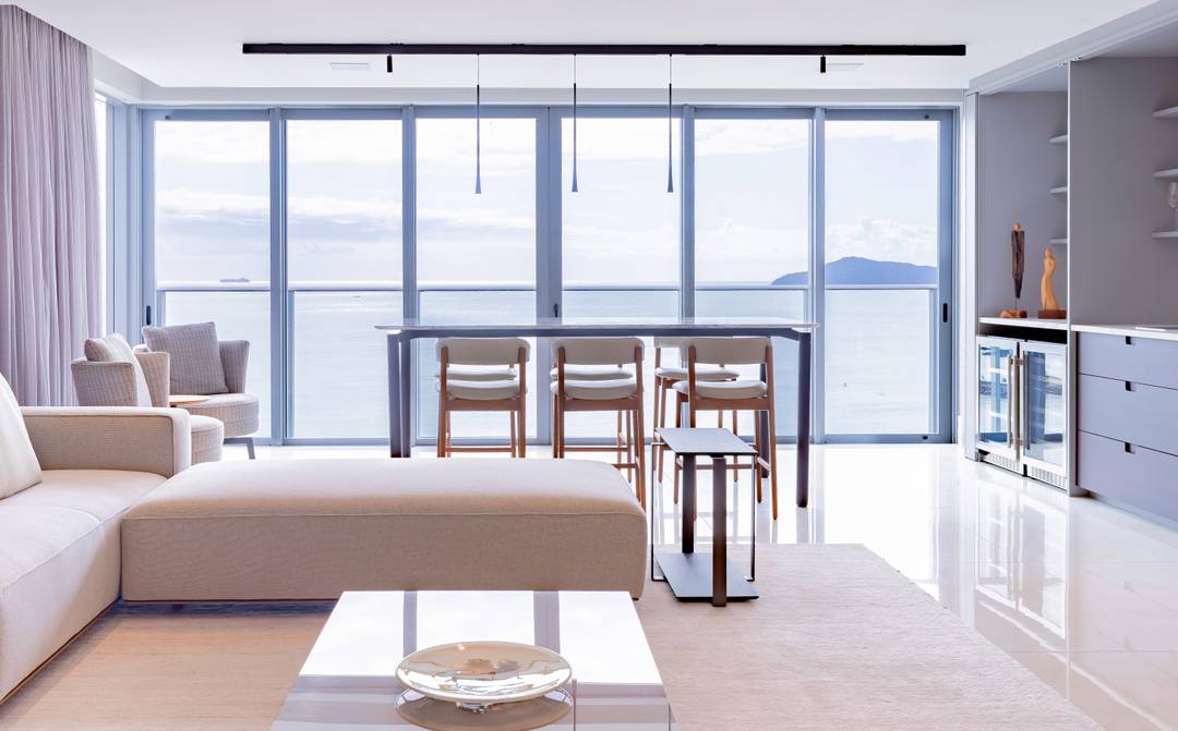 Luxury Oceanfront Apartment for Sale – Splendido by Cechinel