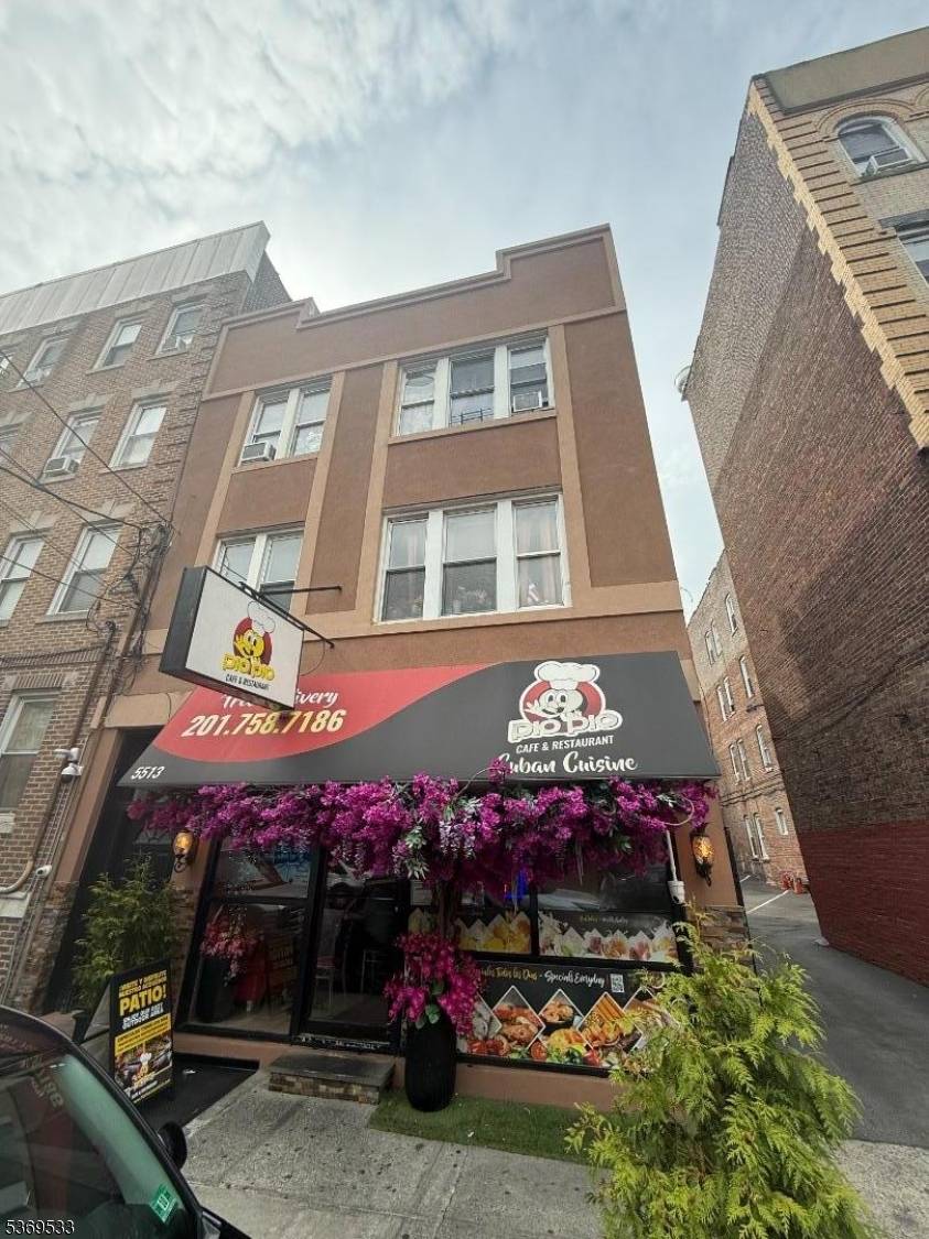 Hudson Ave West New York Town New Jersey Multi-Story