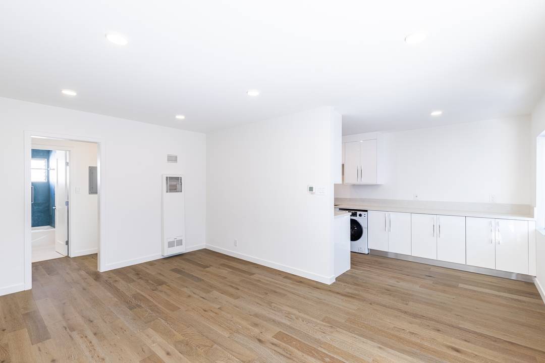 1026 6th street # A, Santa Monica, CA 90403