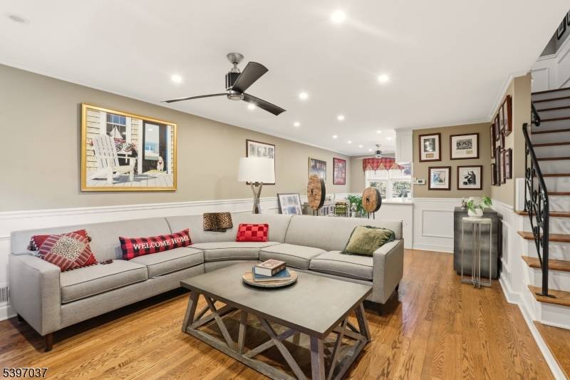 Excellent opportunity to live in Summit, New Jersey !