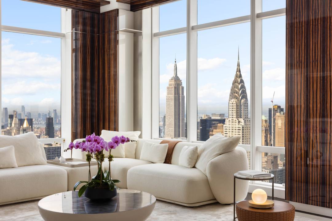 A Sprawling Urban Abode in the Heart of Manhattan