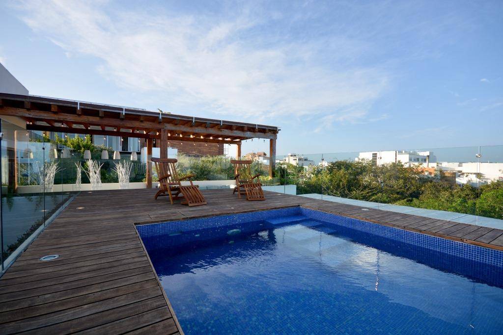 Exquisite 6-Bedroom Penthouse Luxury Residence, Steps from the Beach