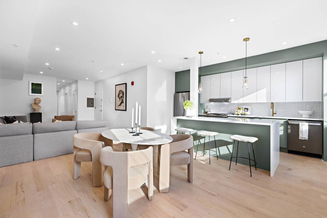 Modern Luxury Living at 322 3rd Street
