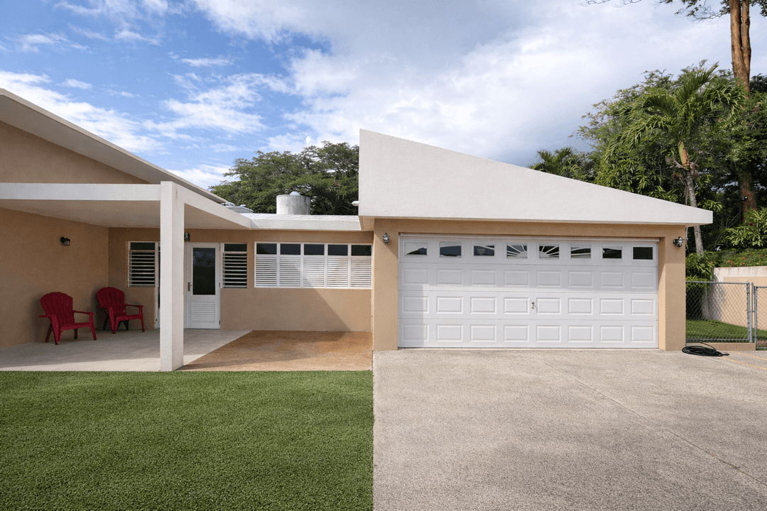 A Hillside Residence with Land in Aguas Buenas